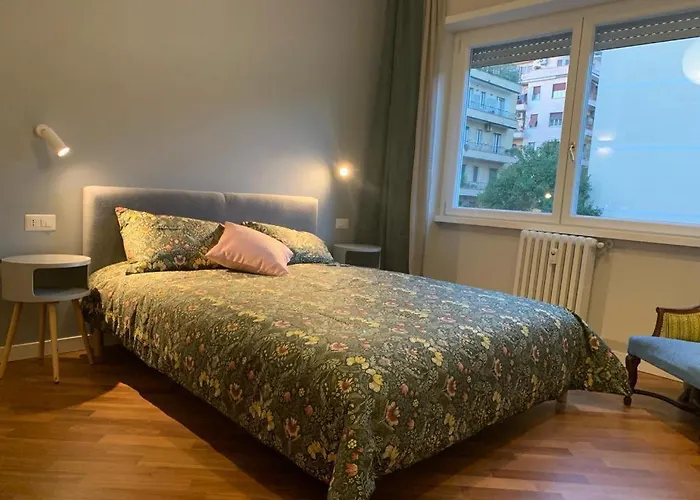 Jungle House 1800 Meters From The Colosseum Rome