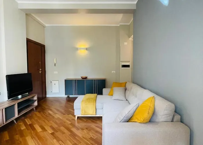 Apartment Jungle House 1800 Meters From The Colosseum Rome